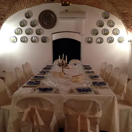 Castello D'abruzzo Hotel