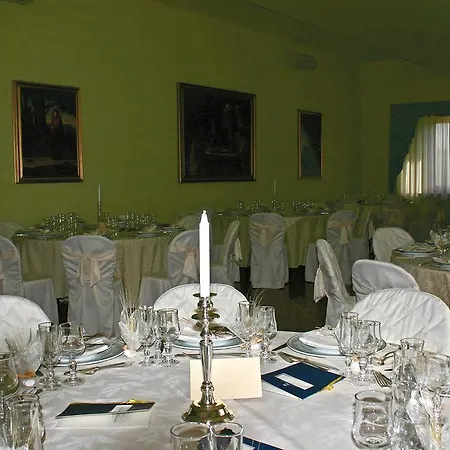 Castello D'abruzzo Hotel 3*