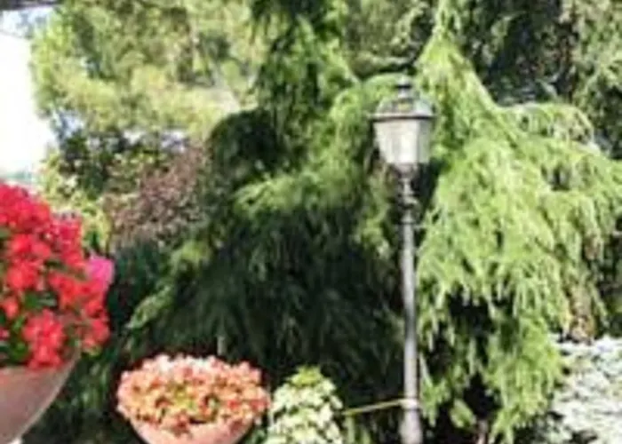 Castello D'abruzzo Hotel